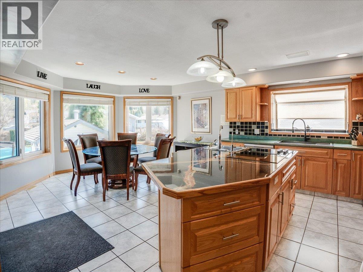 1063 Bridgeview Crescent, Castlegar, British Columbia  V1N 3H7 - Photo 36 - 10384172