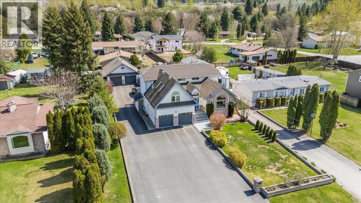 1063 Bridgeview Crescent, Castlegar, British Columbia  V1N 3H7 - Photo 77 - 10384172