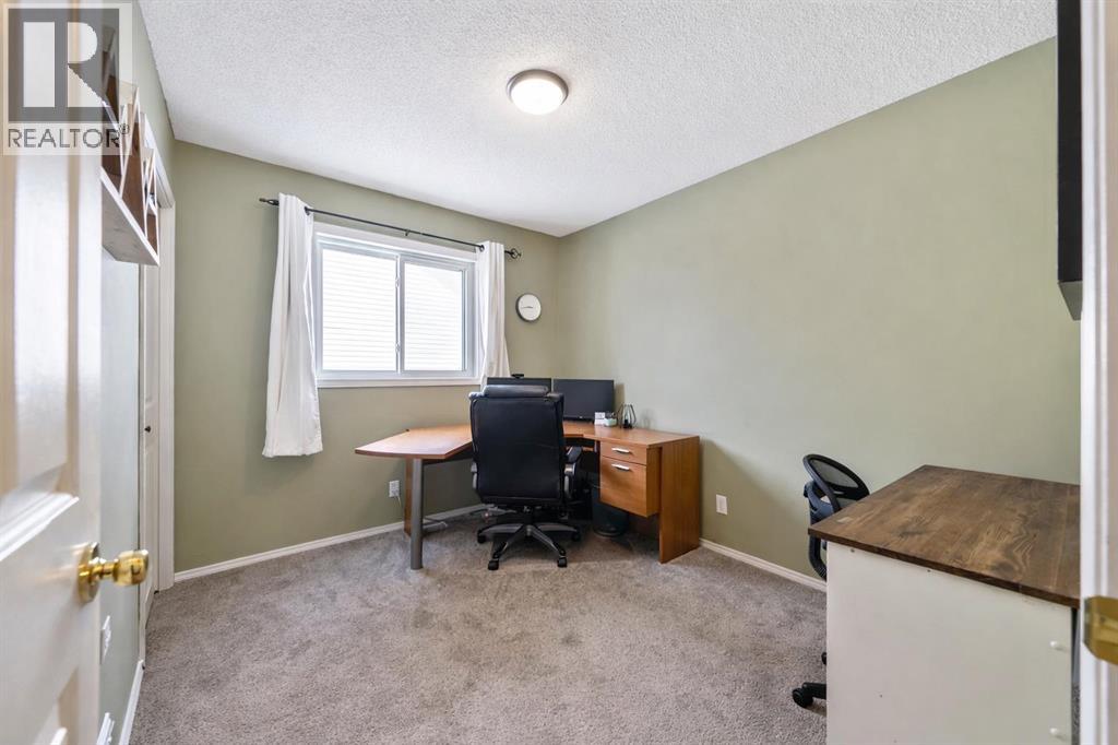 149 West Terrace Crescent, Cochrane, Alberta  T4C 1R3 - Photo 24 - A2298502