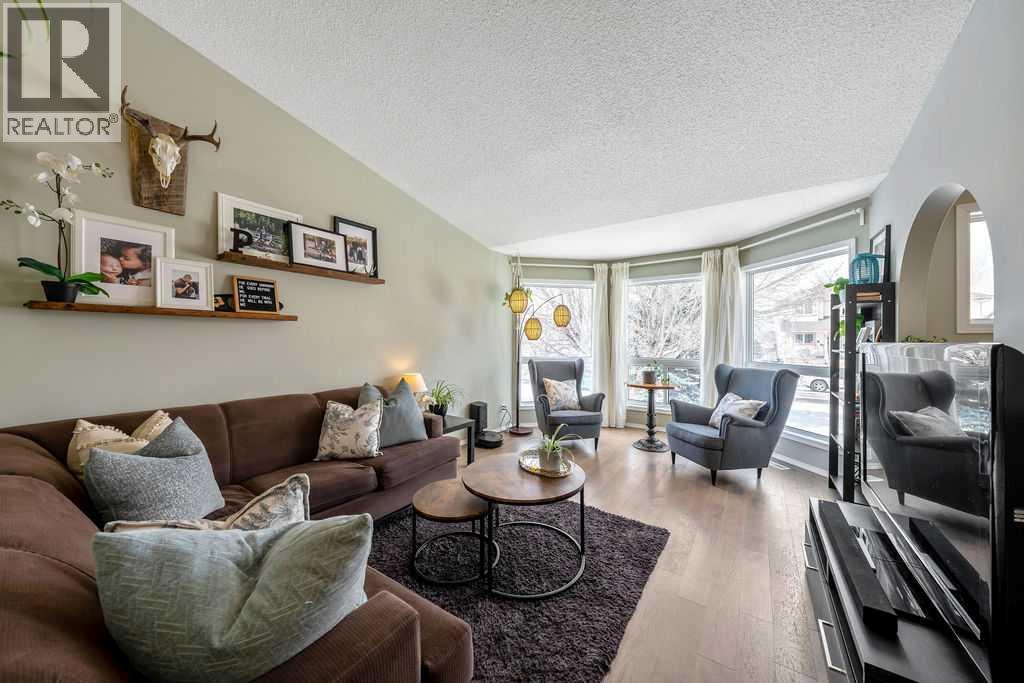 149 West Terrace Crescent, Cochrane, Alberta  T4C 1R3 - Photo 6 - A2298502