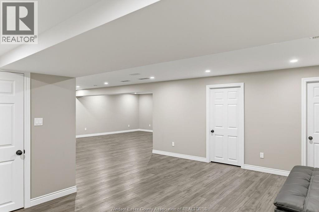 2505 Cypress Avenue, Windsor, Ontario  N8P 1Y4 - Photo 40 - 26009001
