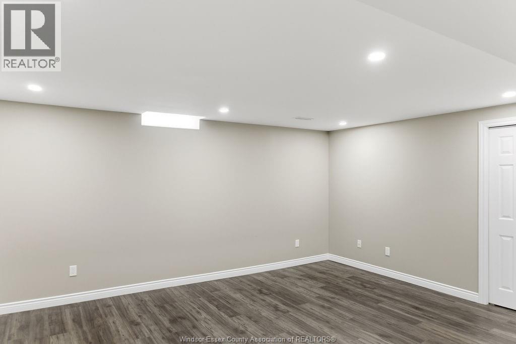 2505 Cypress Avenue, Windsor, Ontario  N8P 1Y4 - Photo 33 - 26009001