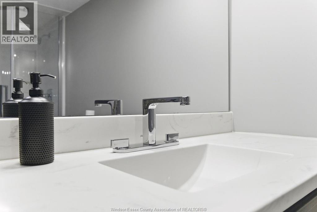 2505 Cypress Avenue, Windsor, Ontario  N8P 1Y4 - Photo 37 - 26009001