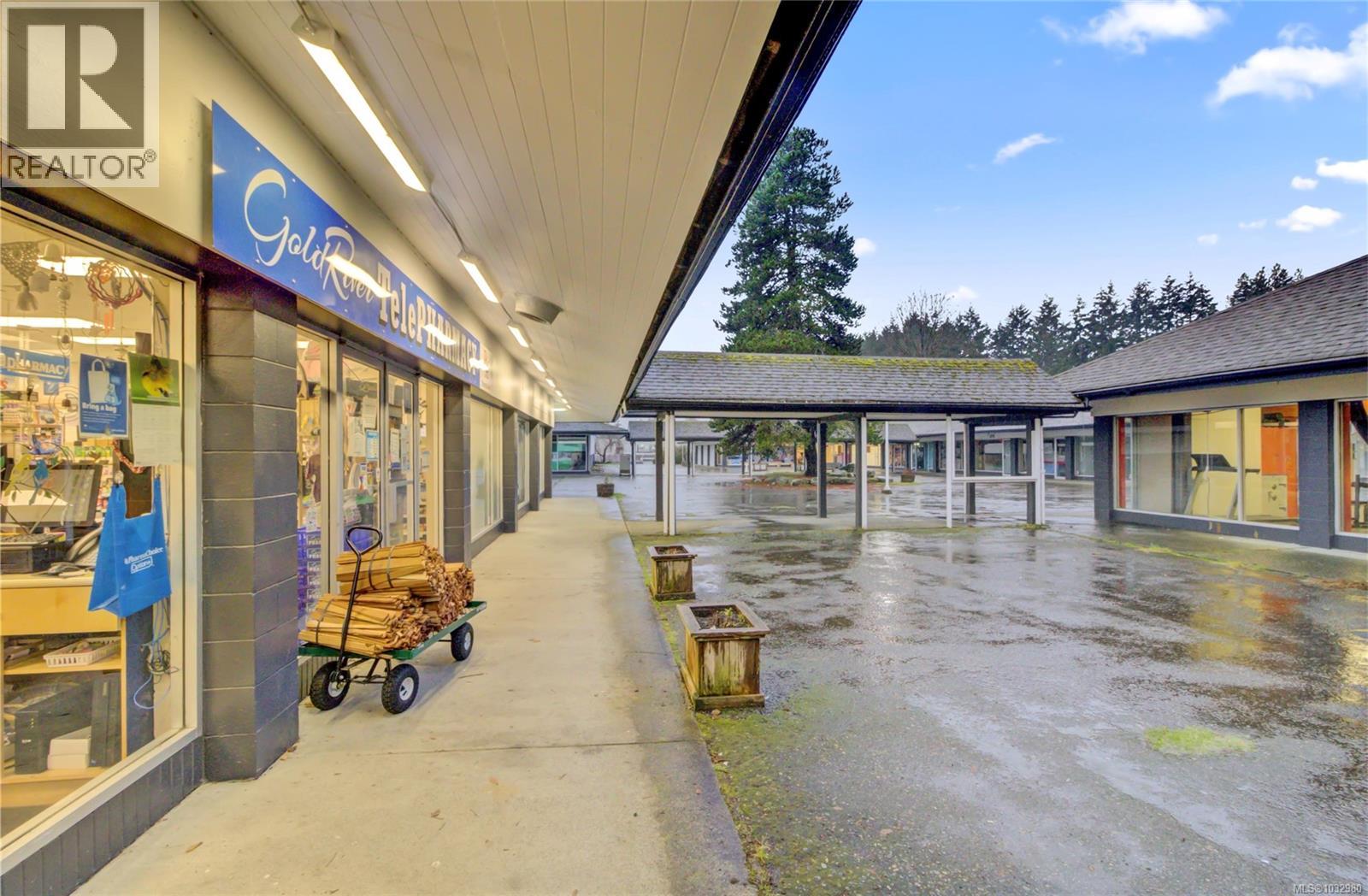 375 Nimpkish Dr, Gold River, British Columbia  V0P 1G0 - Photo 13 - 1032980