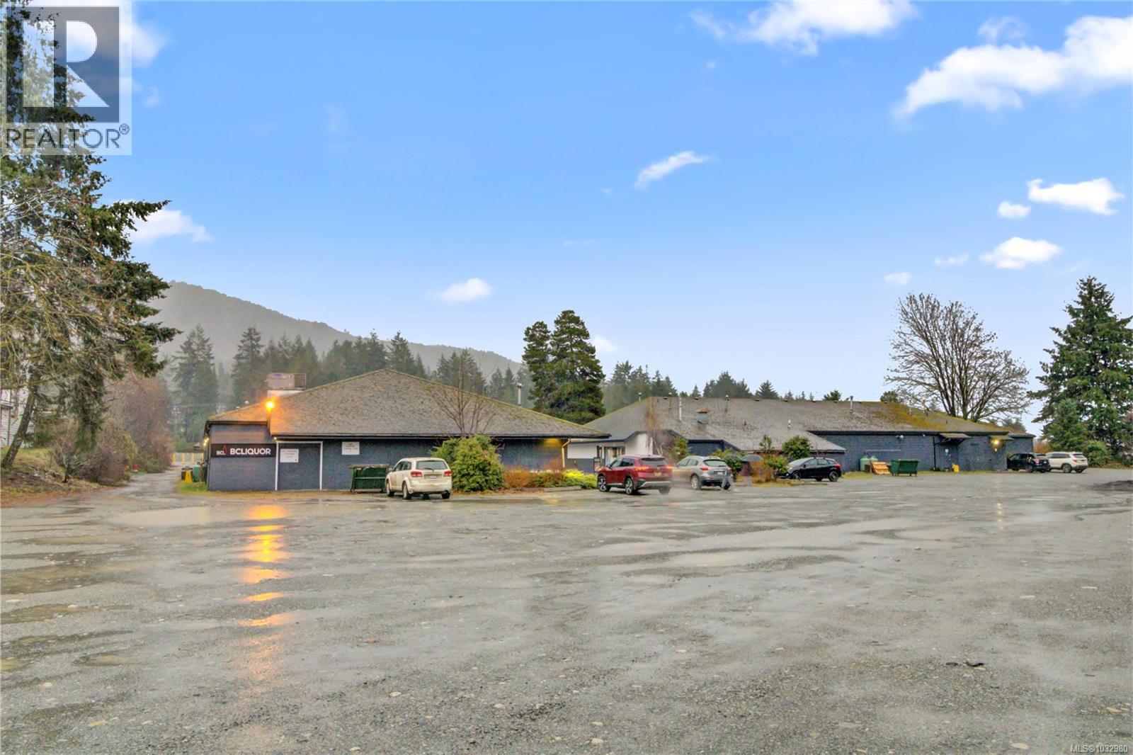 375 Nimpkish Dr, Gold River, British Columbia  V0P 1G0 - Photo 5 - 1032980