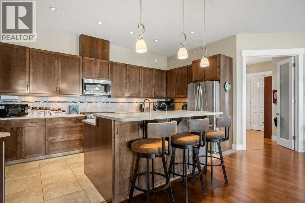 404, 4 Hemlock Crescent SW, Calgary, Alberta  T3C 2Z1 - Photo 4 - A2285983