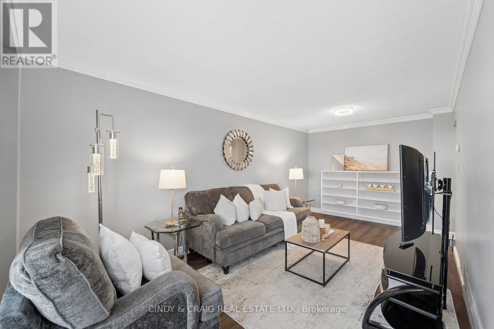 5 Mcmann Crescent, Clarington, Ontario  L1E 2H4 - Photo 4 - E13034800