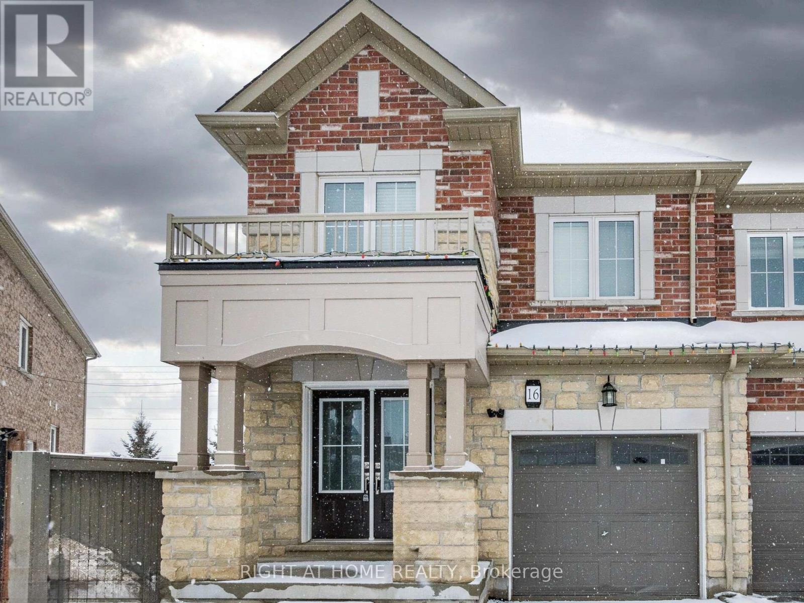 16 Edsel Road, Brampton, Ontario  L7A 4K6 - Photo 4 - W13036490