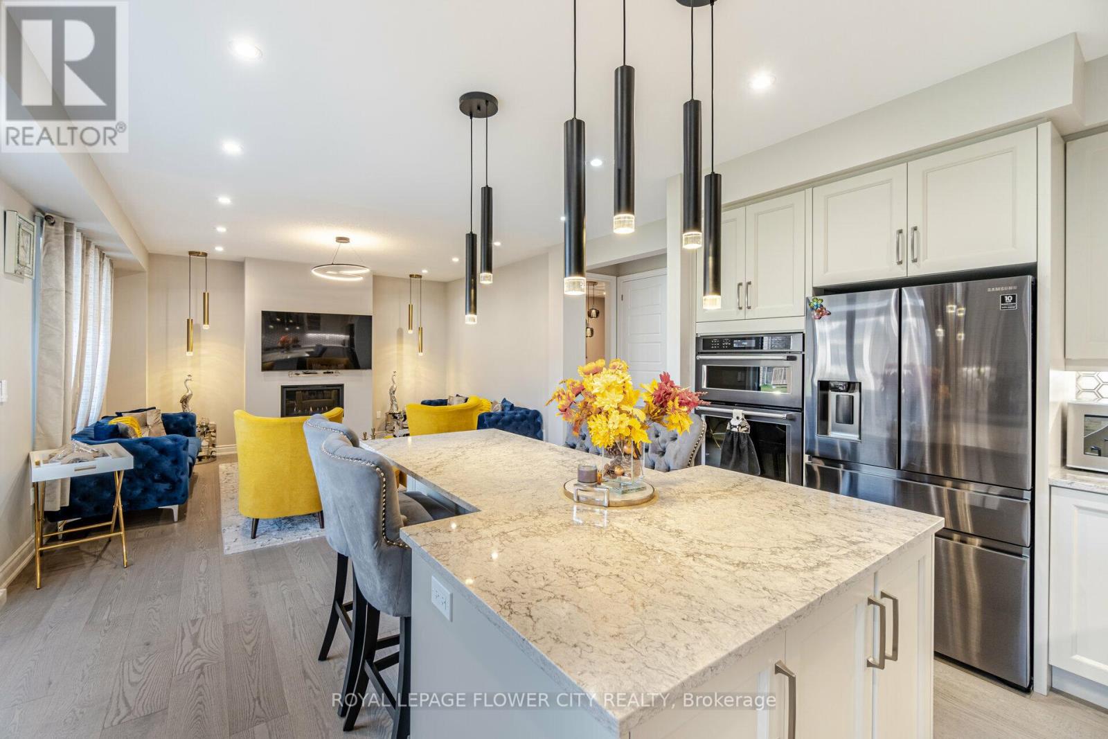 8 Ixworth Circle, Brampton, Ontario  L6Y 6J8 - Photo 17 - W13036512