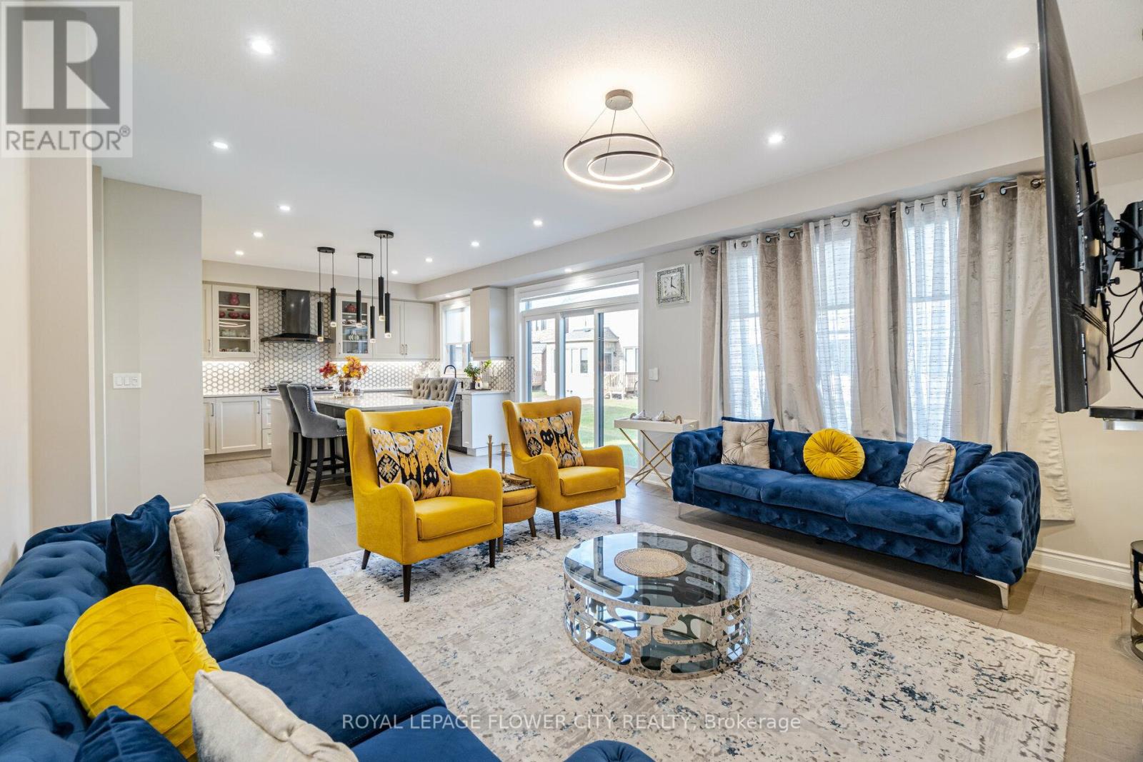 8 Ixworth Circle, Brampton, Ontario  L6Y 6J8 - Photo 18 - W13036512