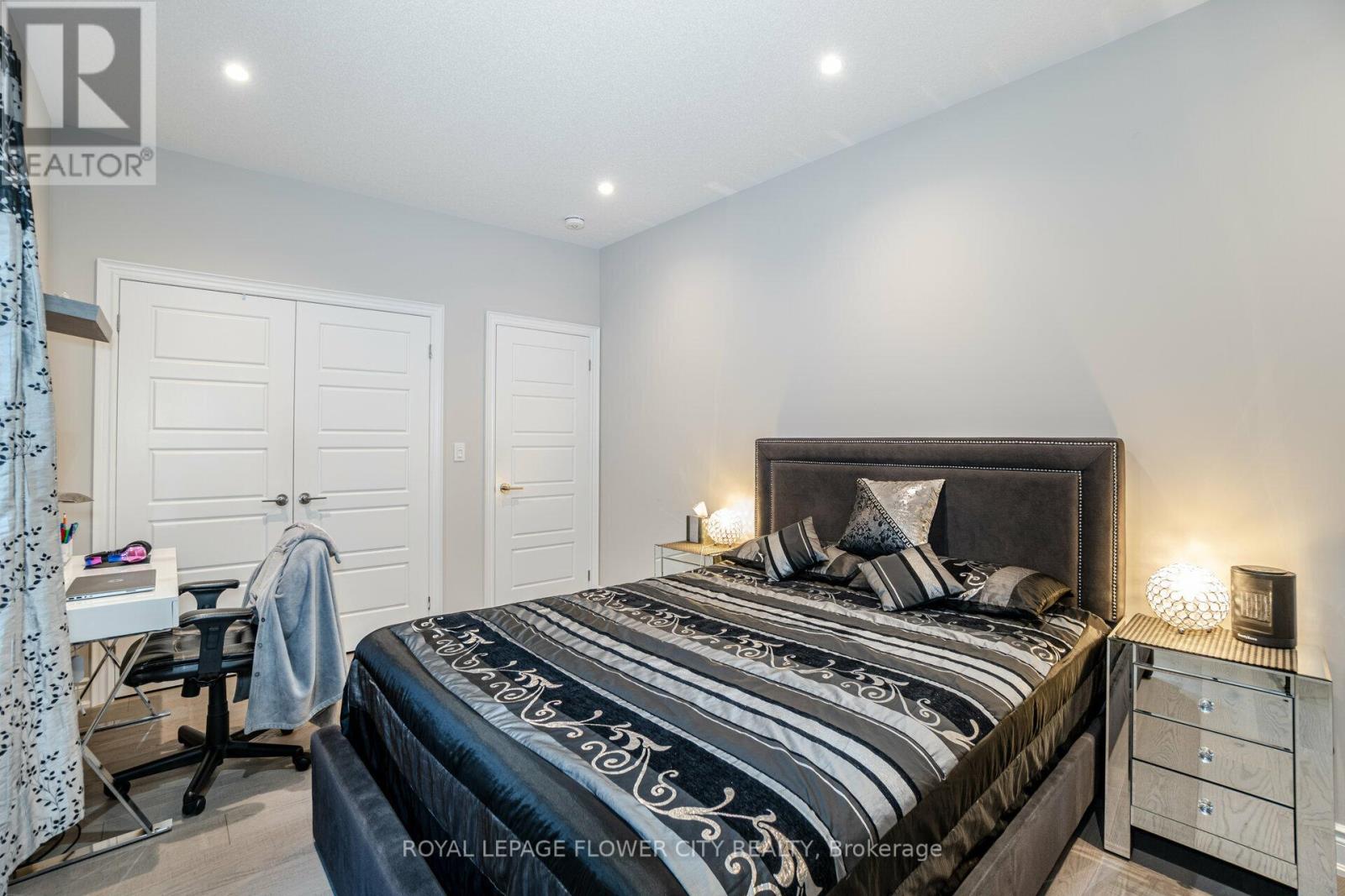 8 Ixworth Circle, Brampton, Ontario  L6Y 6J8 - Photo 38 - W13036512