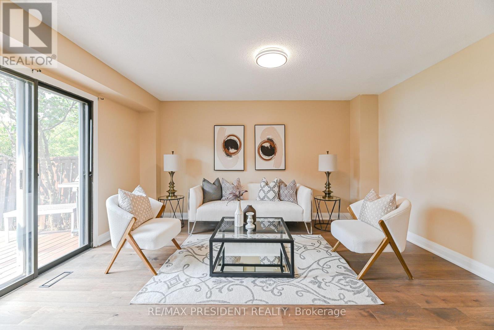 4 Lawnview Court, Brampton, Ontario  L7G 1T4 - Photo 17 - W13036568