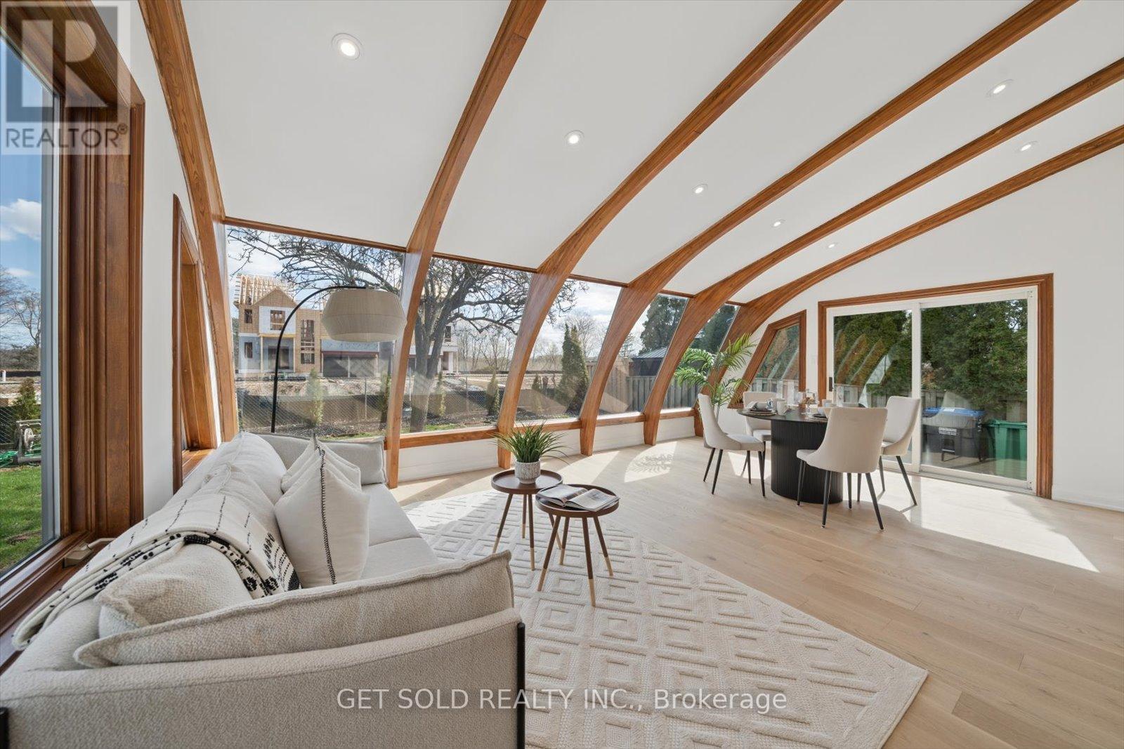 1768 Sherwood Forrest Circle, Mississauga, Ontario  L5K 2H6 - Photo 13 - W13036578