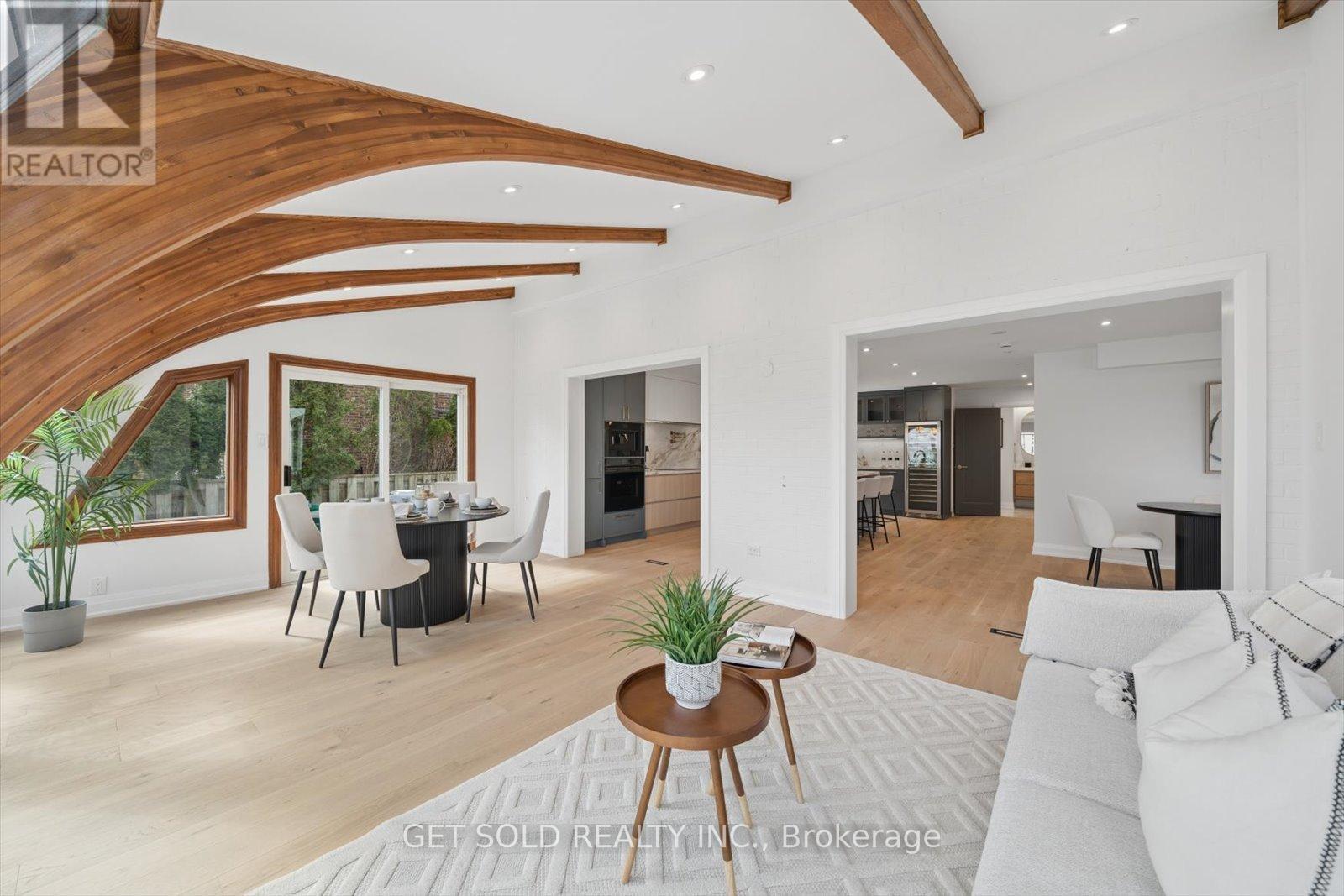 1768 Sherwood Forrest Circle, Mississauga, Ontario  L5K 2H6 - Photo 14 - W13036578