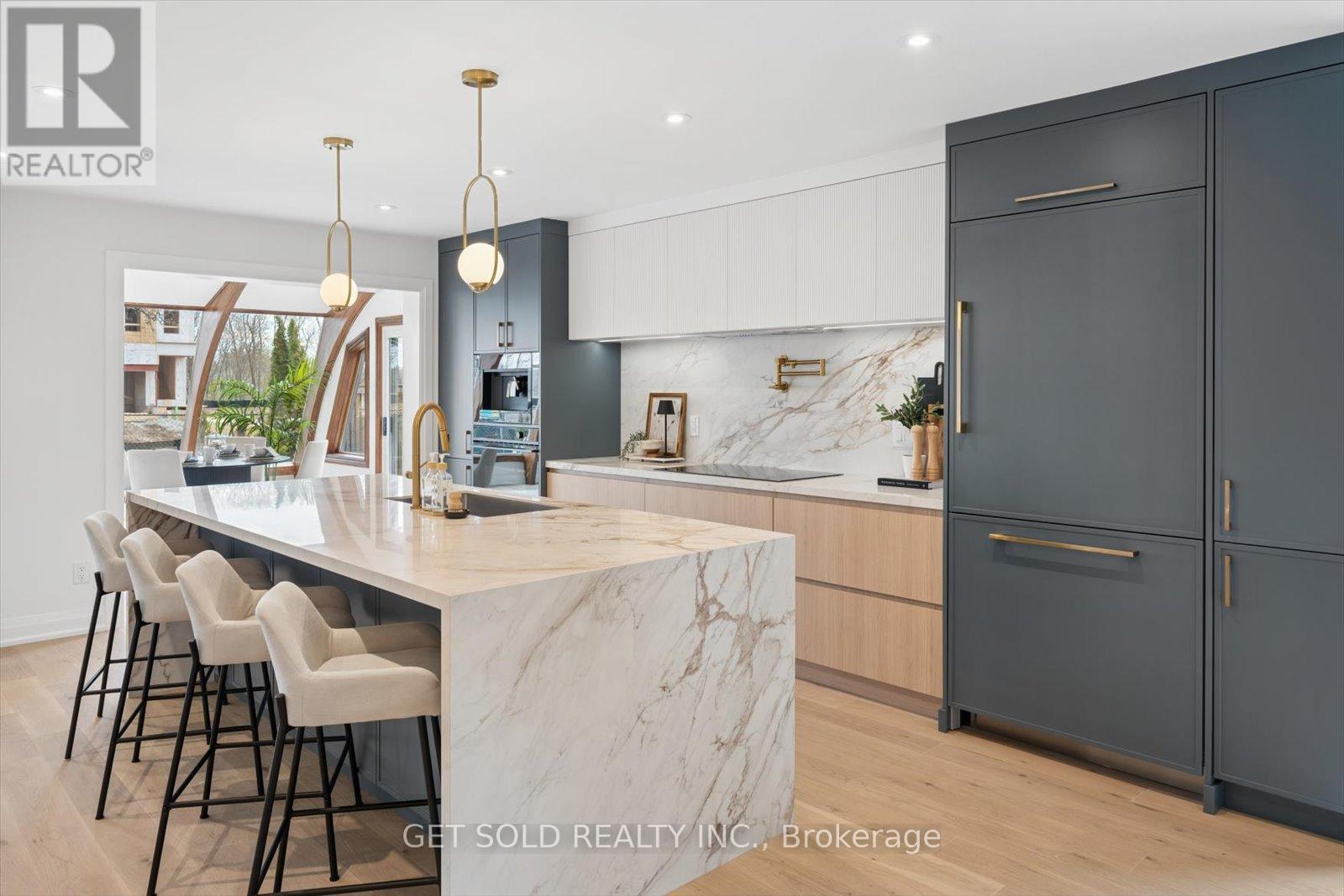 1768 Sherwood Forrest Circle, Mississauga, Ontario  L5K 2H6 - Photo 17 - W13036578