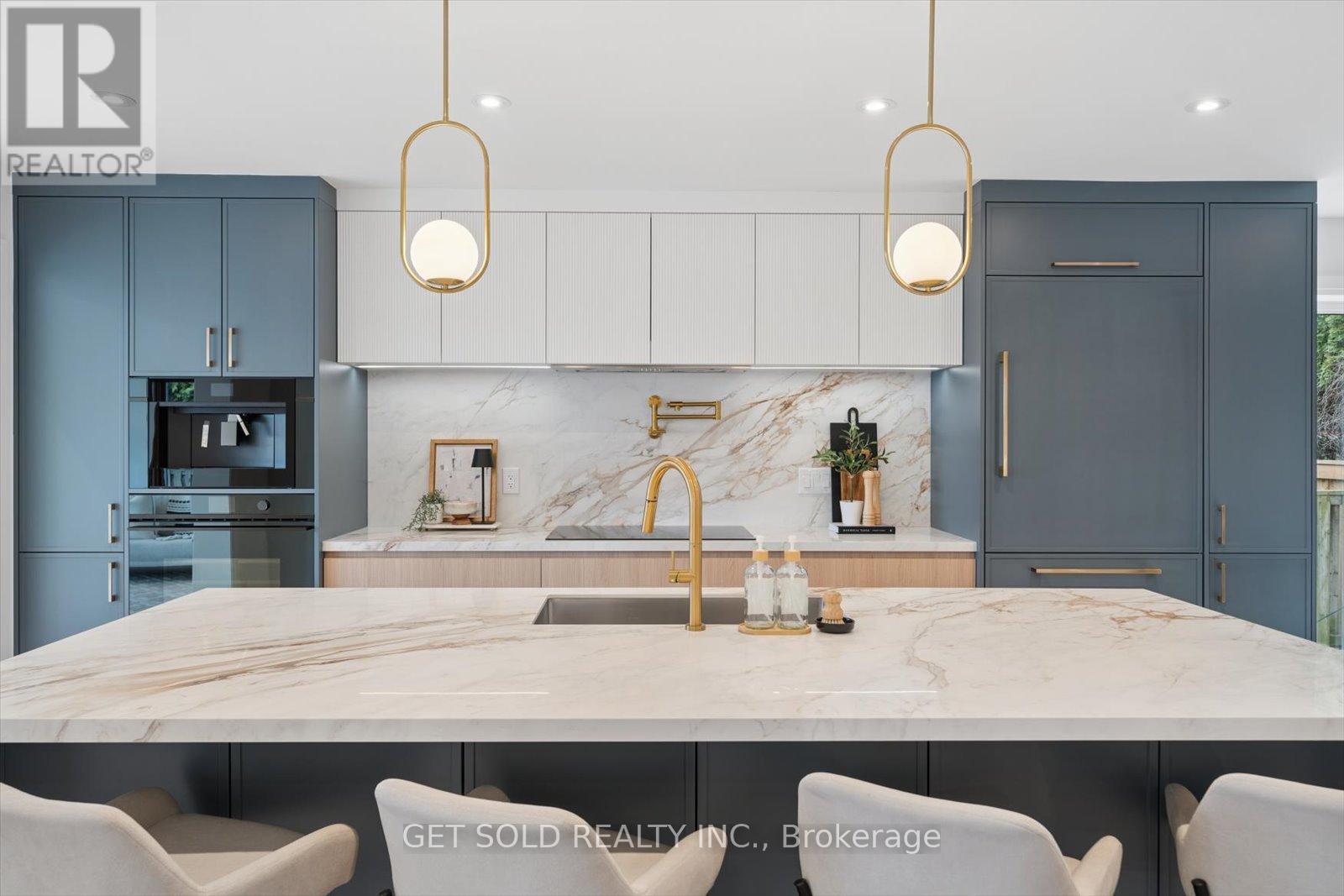 1768 Sherwood Forrest Circle, Mississauga, Ontario  L5K 2H6 - Photo 18 - W13036578