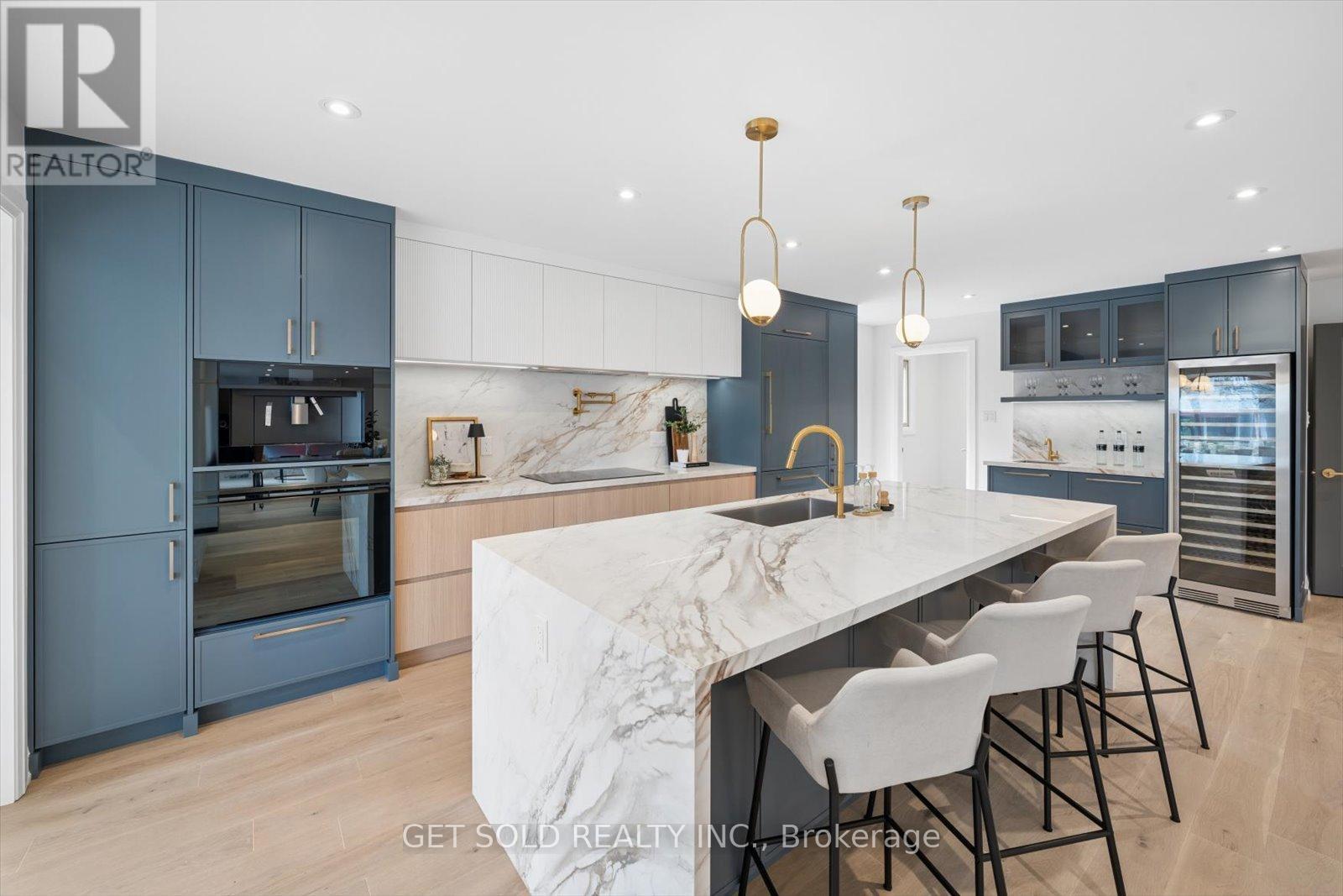 1768 Sherwood Forrest Circle, Mississauga, Ontario  L5K 2H6 - Photo 19 - W13036578