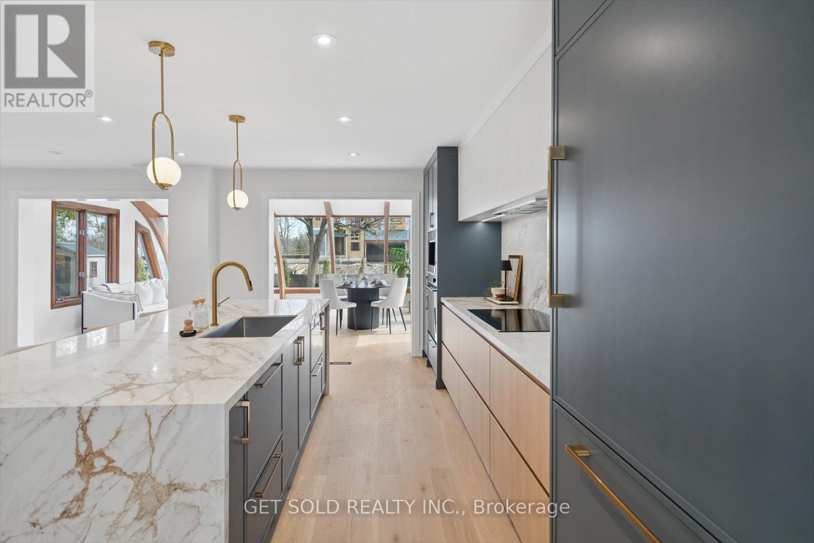 1768 Sherwood Forrest Circle, Mississauga, Ontario  L5K 2H6 - Photo 22 - W13036578