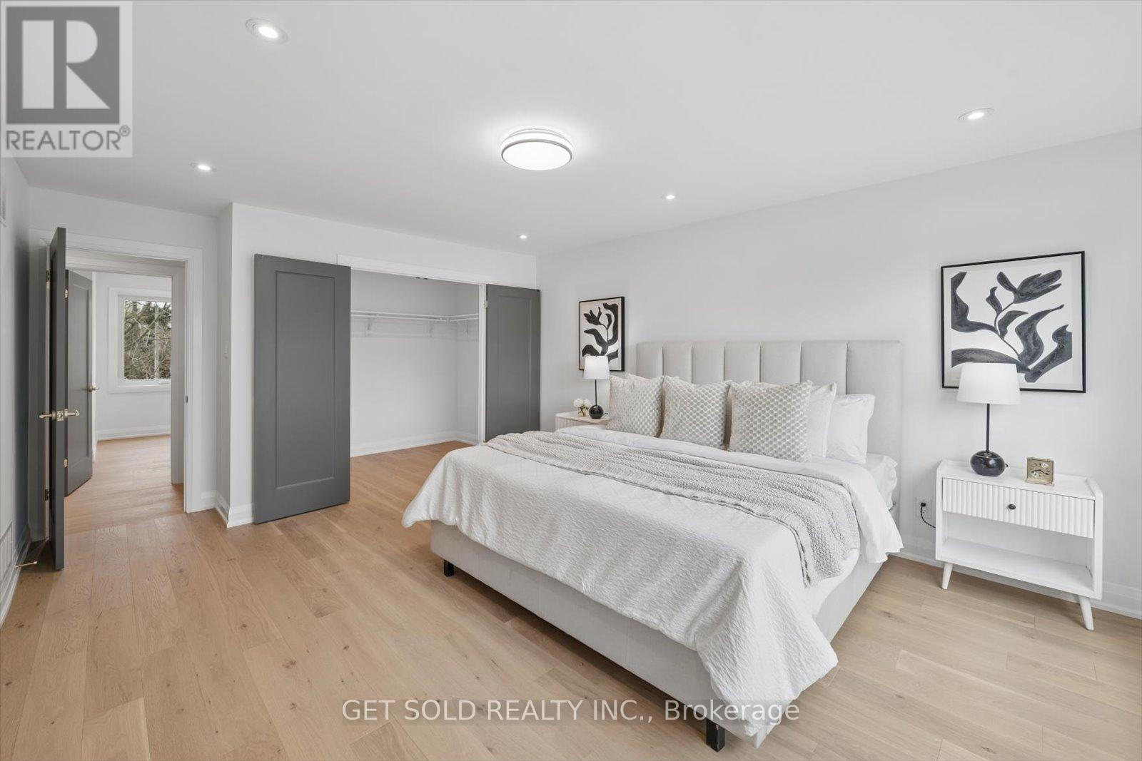 1768 Sherwood Forrest Circle, Mississauga, Ontario  L5K 2H6 - Photo 27 - W13036578