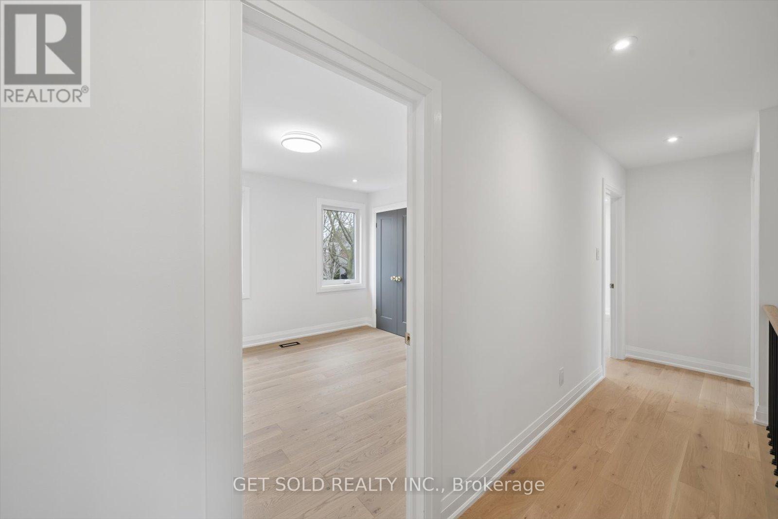 1768 Sherwood Forrest Circle, Mississauga, Ontario  L5K 2H6 - Photo 32 - W13036578