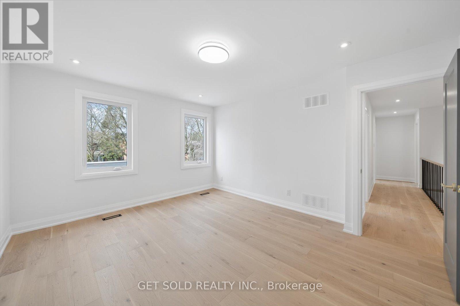 1768 Sherwood Forrest Circle, Mississauga, Ontario  L5K 2H6 - Photo 36 - W13036578