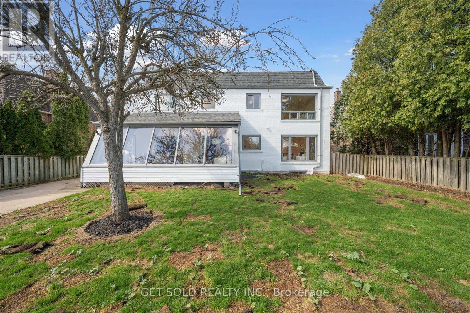 1768 Sherwood Forrest Circle, Mississauga, Ontario  L5K 2H6 - Photo 49 - W13036578