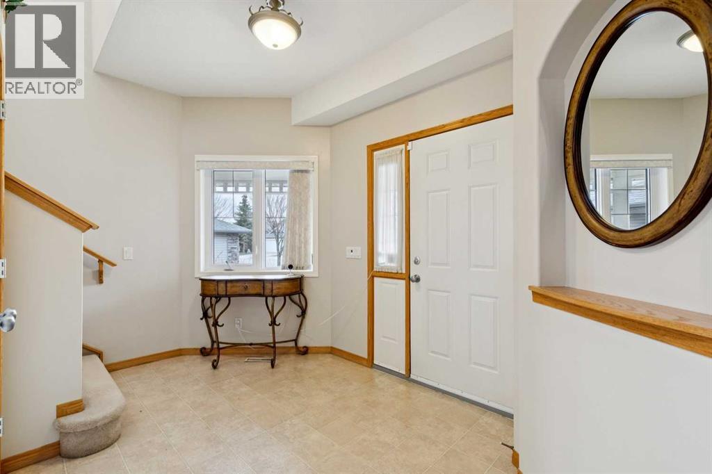 37 Cimarron Trail, Okotoks, Alberta  T1S 1V8 - Photo 11 - A2302223