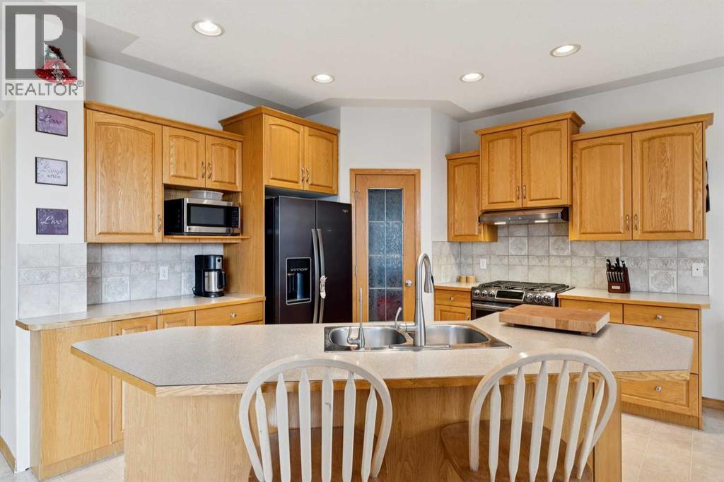 37 Cimarron Trail, Okotoks, Alberta  T1S 1V8 - Photo 17 - A2302223