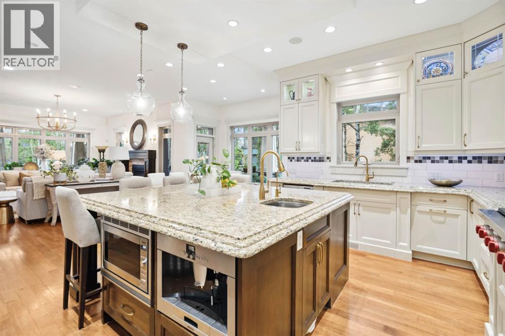 108 Posthill Drive Sw, Calgary, Alberta  T3H 0J1 - Photo 12 - A2303085