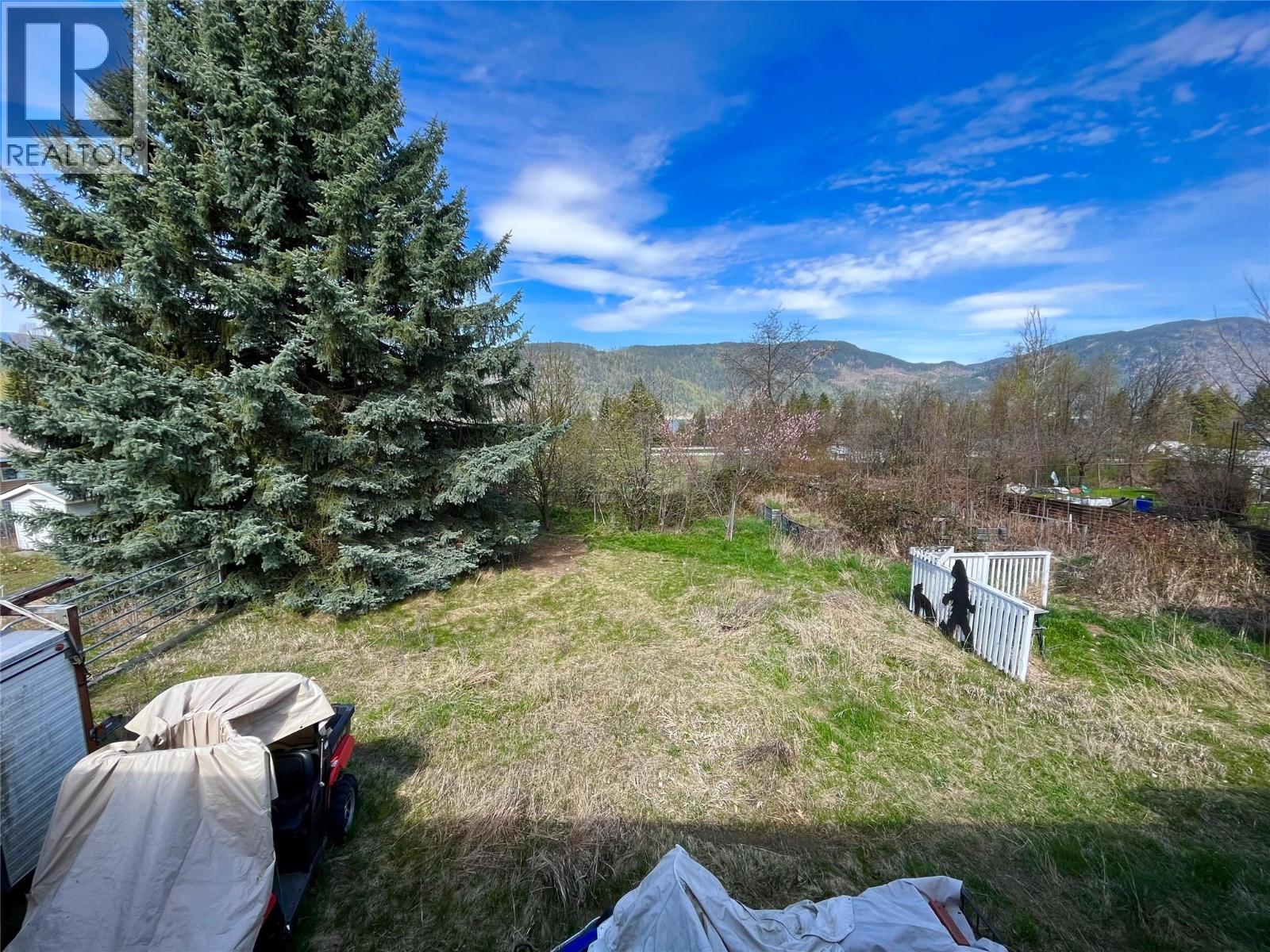 212 Maple Street, Fauquier, British Columbia  V0G 1K0 - Photo 22 - 10384483