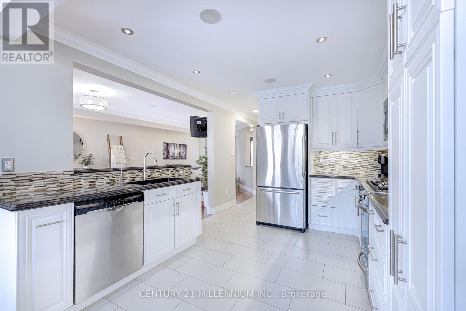 88 Eaton Street, Halton Hills, Ontario  L7G 5T2 - Photo 16 - W12739904