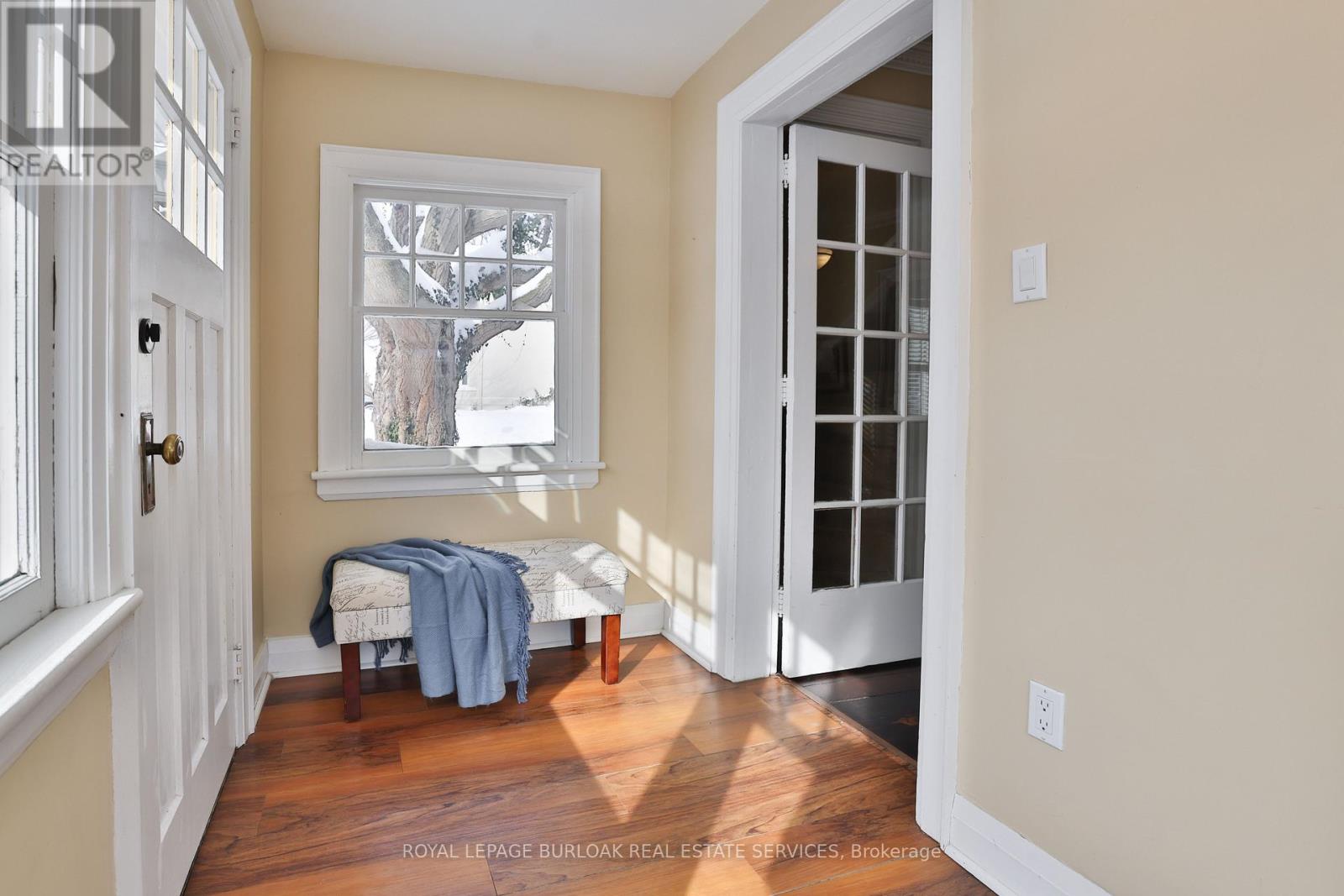 455 Nelson Avenue, Burlington, Ontario  L7S 1N3 - Photo 17 - W12828444