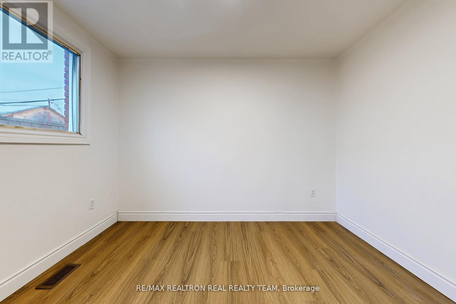 #c1 - 1129 Cannon Street E, Hamilton, Ontario  L8L 2J7 - Photo 14 - X13036498