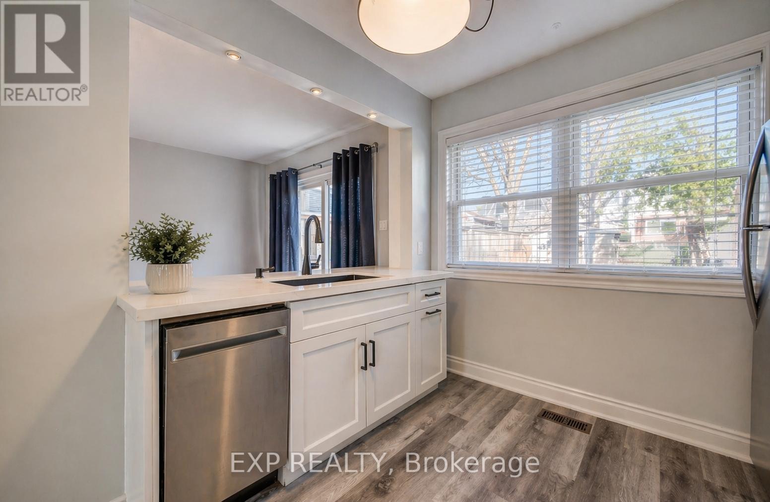 80 Heiman Street, Kitchener, Ontario  N2M 3L6 - Photo 5 - X13036522