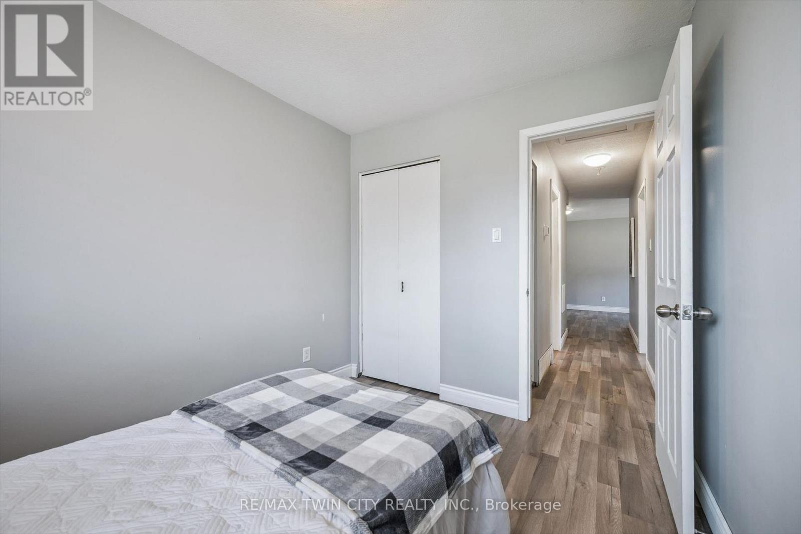 27 Vicmount Drive, Kitchener, Ontario  N2M 2A2 - Photo 19 - X13036528