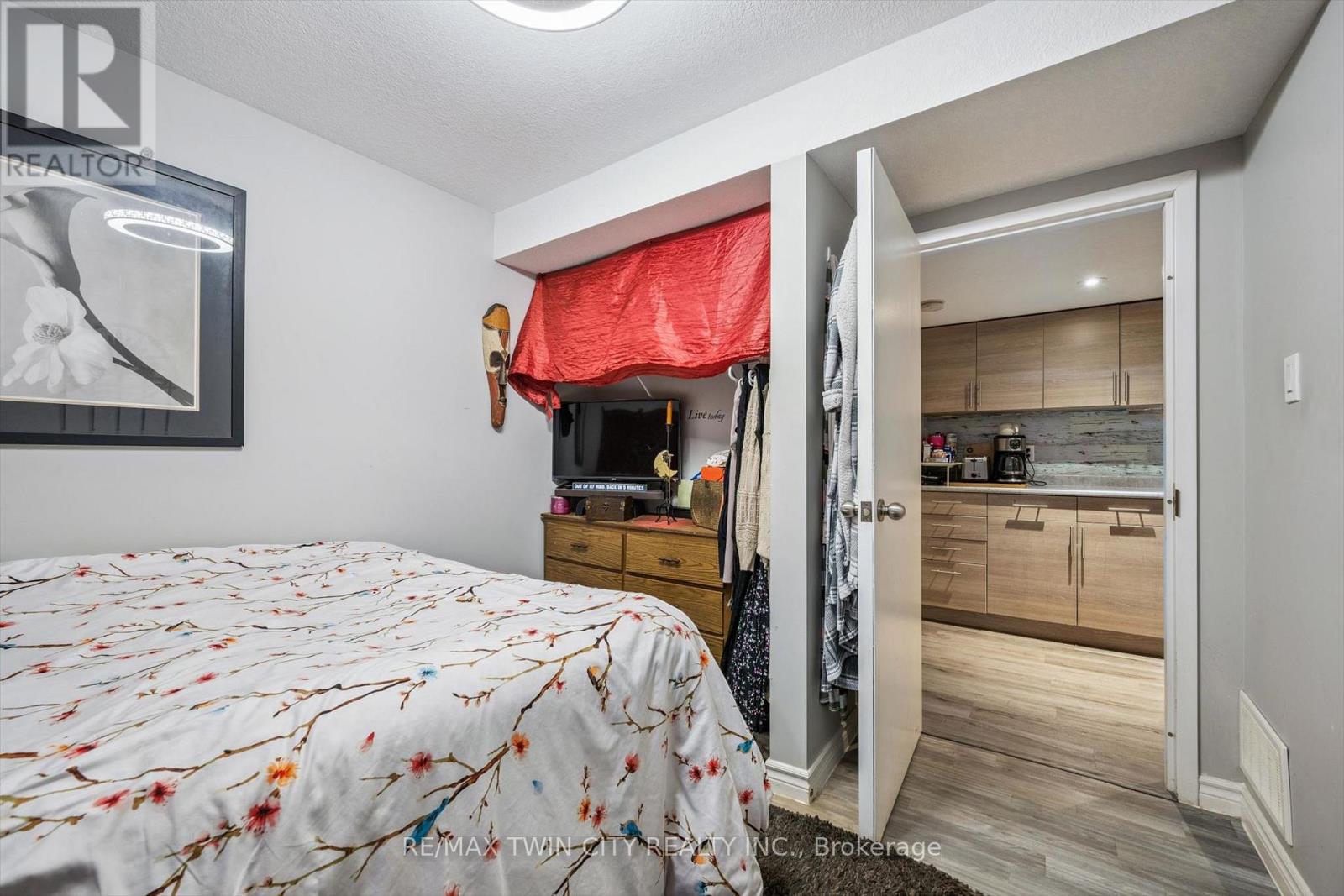 27 Vicmount Drive, Kitchener, Ontario  N2M 2A2 - Photo 31 - X13036528