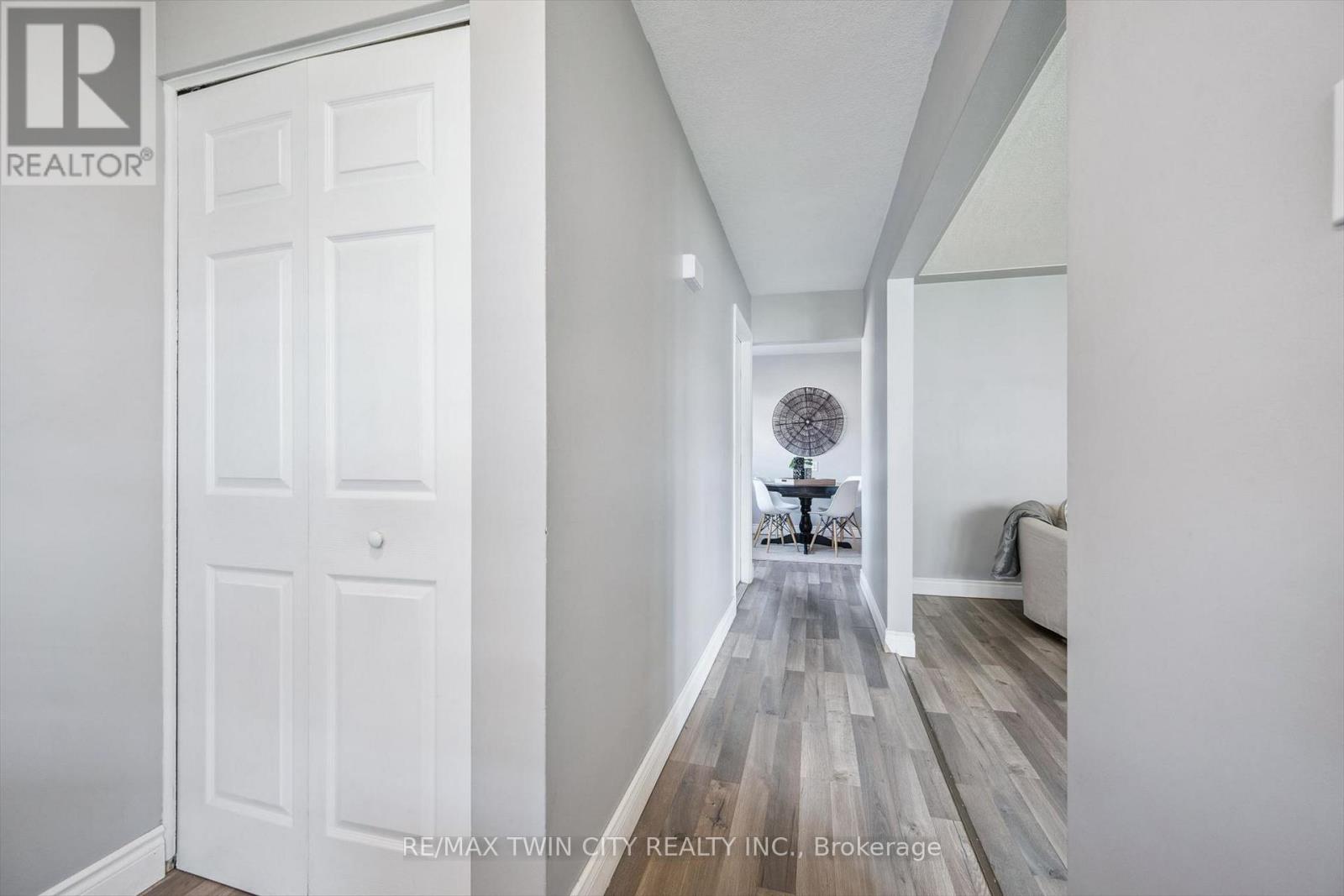 27 Vicmount Drive, Kitchener, Ontario  N2M 2A2 - Photo 6 - X13036528