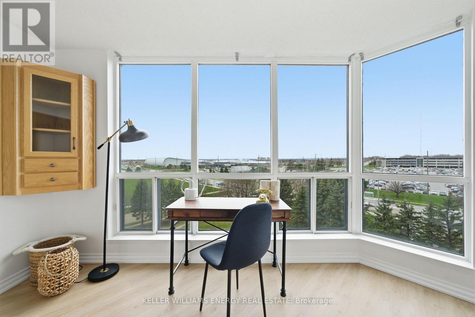 610 - 360 Watson Street W, Whitby, Ontario  L1N 9G2 - Photo 14 - E13036602