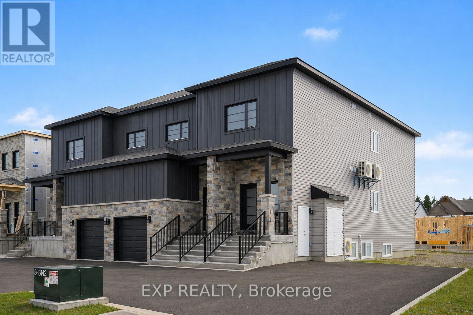 440 FALCON LANE, Russell, Ontario