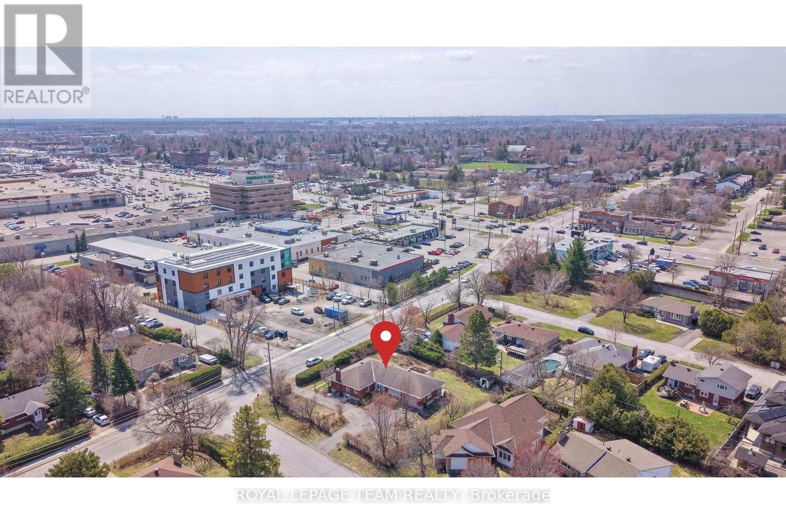 45 Capilano Drive, Ottawa, Ontario  K2E 6G5 - Photo 4 - X12924102