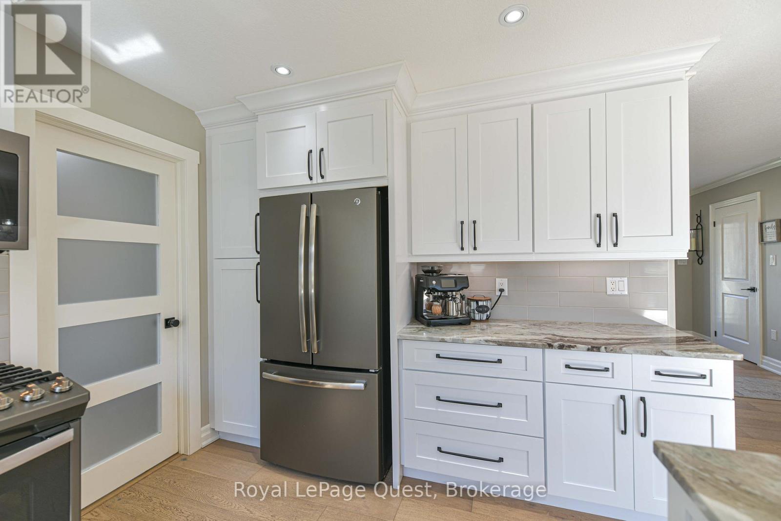 1975 Confederation Drive, Severn, Ontario  L3V 7L1 - Photo 13 - S13036704