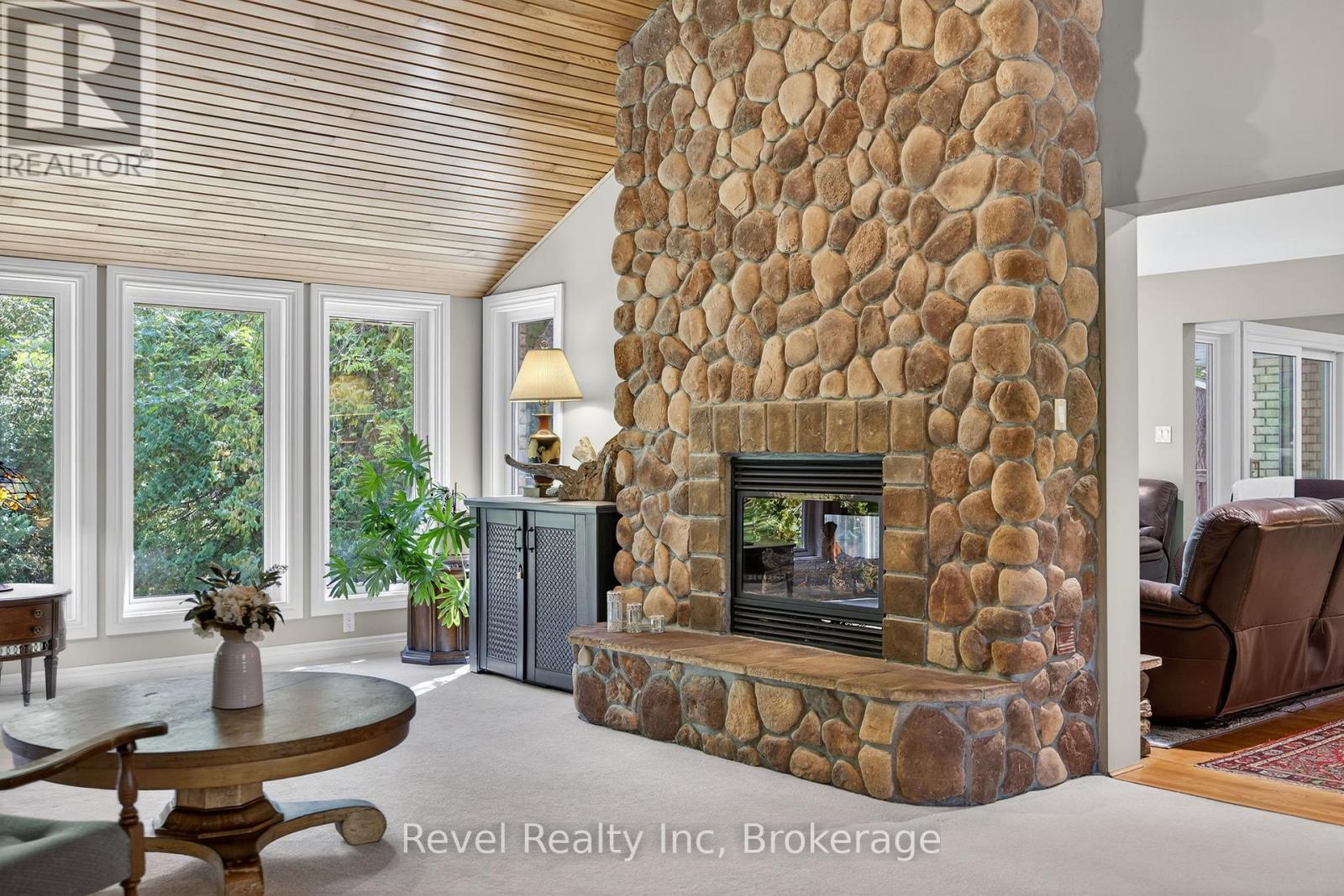 7190 93 Highway, Tiny, Ontario  L0K 2E1 - Photo 10 - S13036844