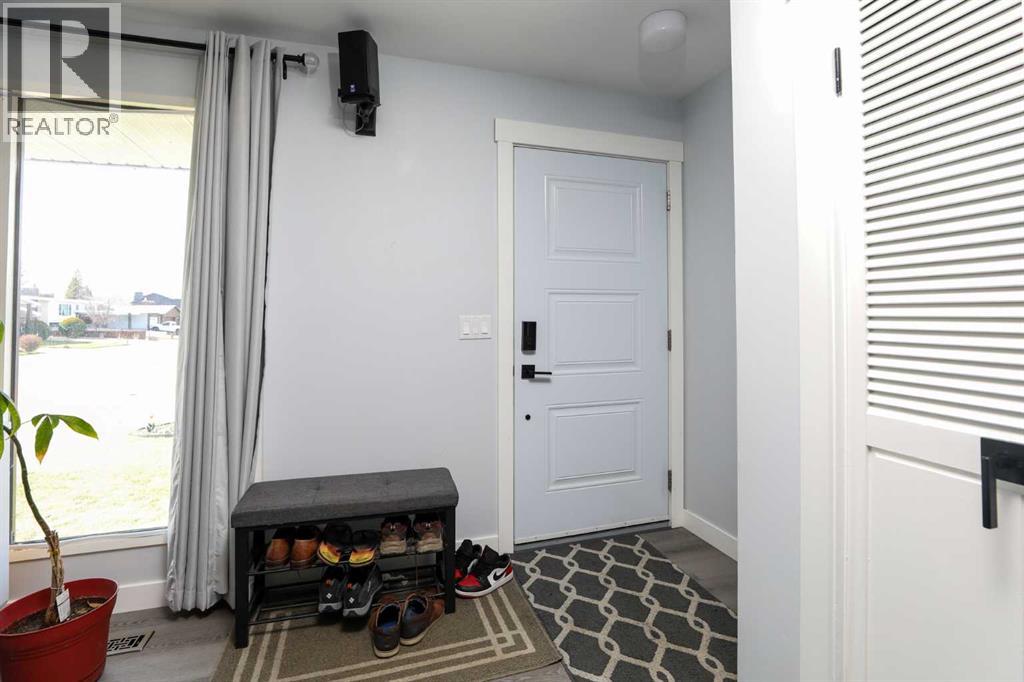 97 Laval Court W, Lethbridge, Alberta  T1K 4G2 - Photo 8 - A2304386