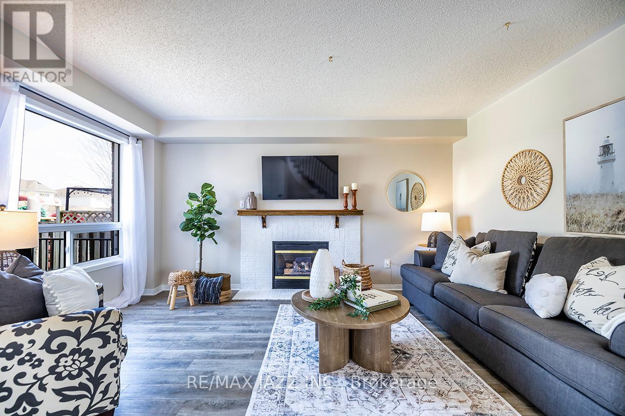 106 Apple Blossom Boulevard, Clarington, Ontario  L1C 4T7 - Photo 7 - E13036716