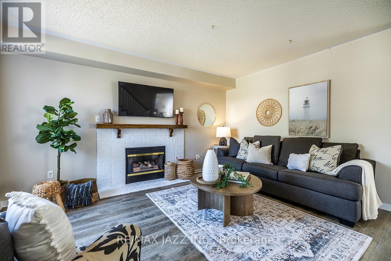 106 Apple Blossom Boulevard, Clarington, Ontario  L1C 4T7 - Photo 8 - E13036716