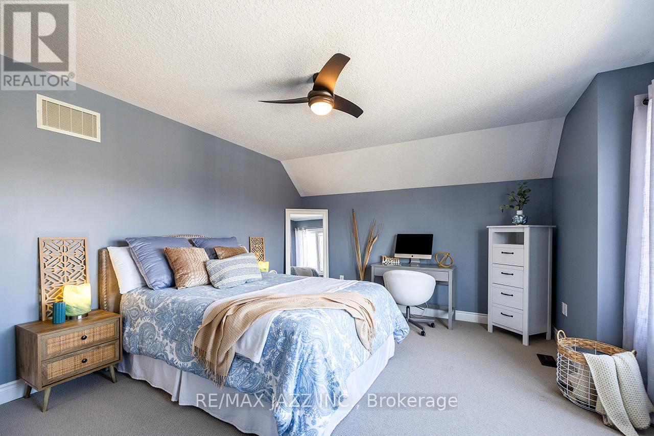 43 Elmer Adams Drive, Clarington (Courtice), Ontario  L1E 0G5 - Photo 27 - E13036742