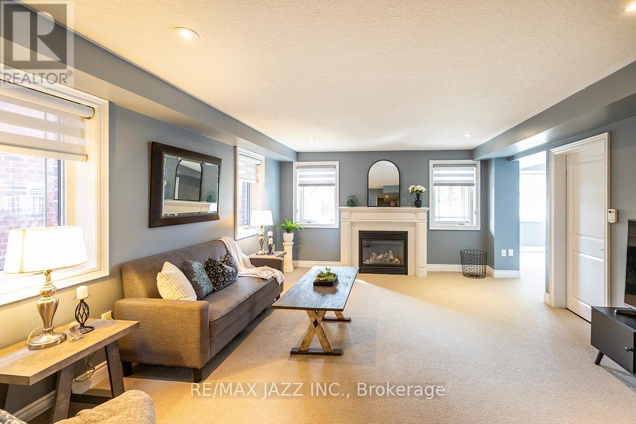 43 Elmer Adams Drive, Clarington (Courtice), Ontario  L1E 0G5 - Photo 32 - E13036742