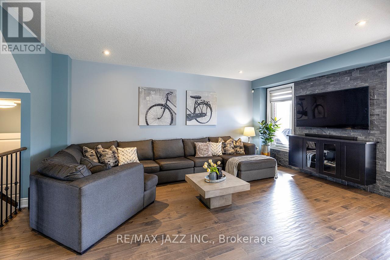 43 Elmer Adams Drive, Clarington (Courtice), Ontario  L1E 0G5 - Photo 7 - E13036742