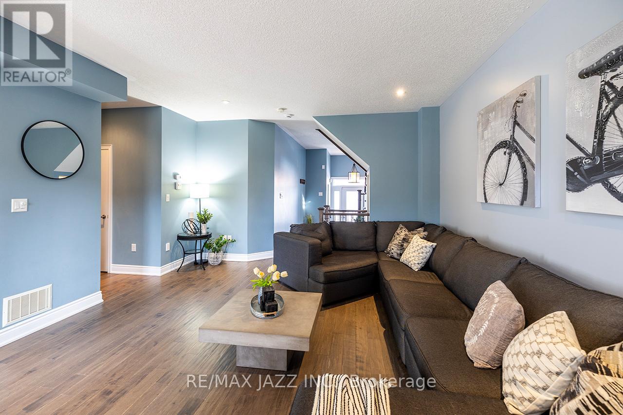 43 Elmer Adams Drive, Clarington (Courtice), Ontario  L1E 0G5 - Photo 8 - E13036742