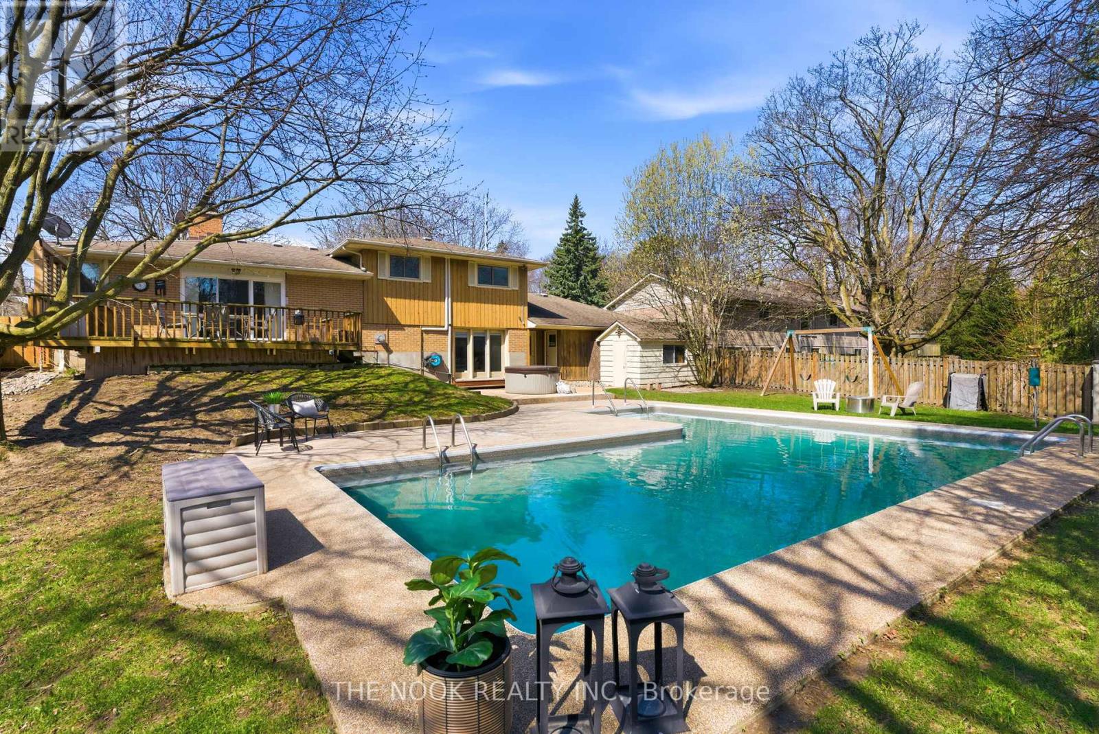 159 Liberty Street N, Clarington (Bowmanville), Ontario  L1C 2M2 - Photo 11 - E13036780